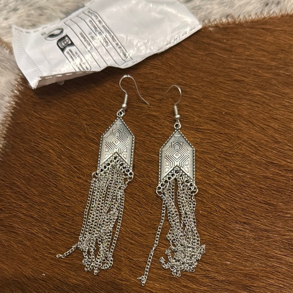 Earrings western style